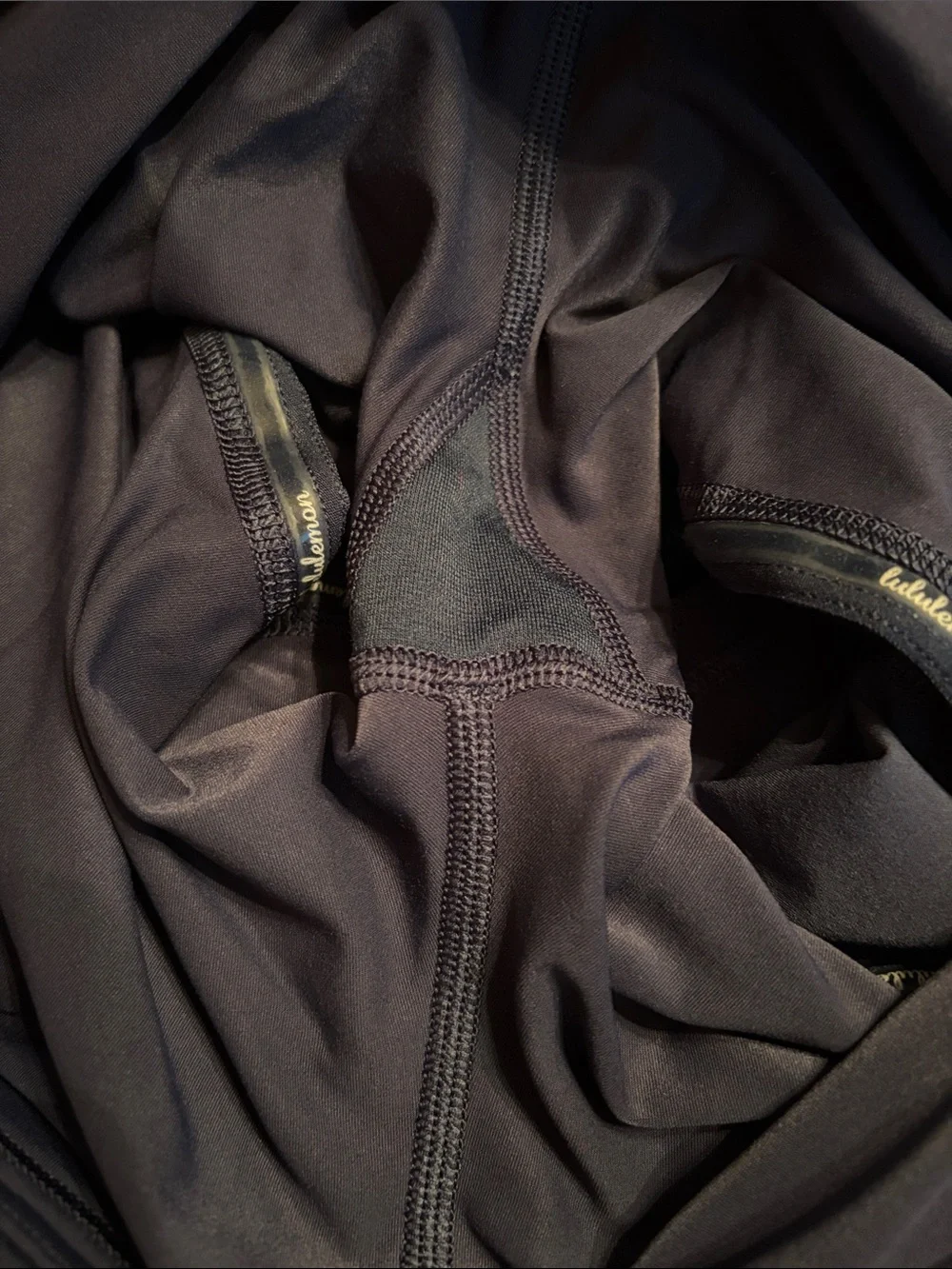 Lululemon Pace Rival Skort Skirt Navy Blue 4 Way Stretch Size 12 leg pockets EUC